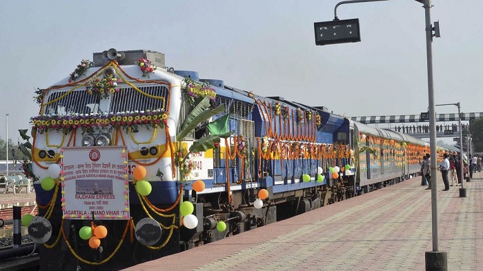 नई ट्रेन सेवाएं शुरू करने वाला है रेलवे, इन राज्यों की राजधानियों को जोड़ा जाएगा