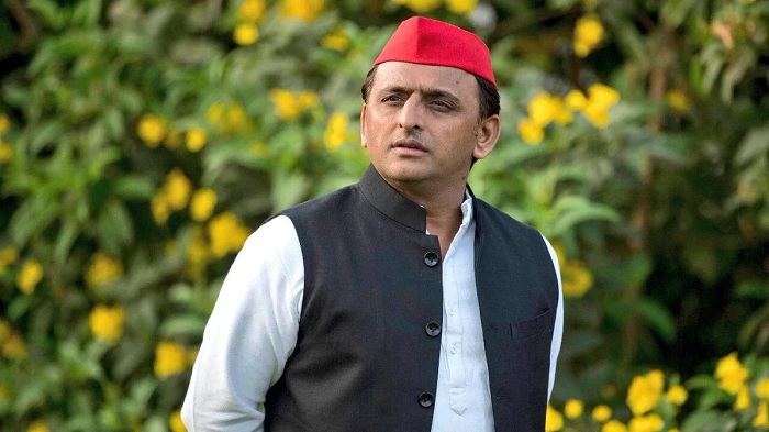 Akhilesh Yadav के MLC को लग रहा डर, बोले- कोरोना वैक्सीन कही नपुंसक न बना दे